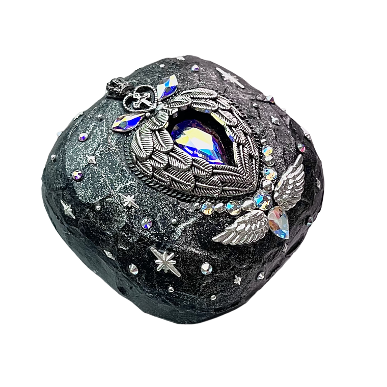 DEETROCASE — sculptural object detail